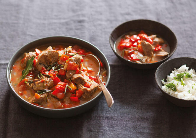 Tupperware Lamm mit Peperoni und Rosmarin 