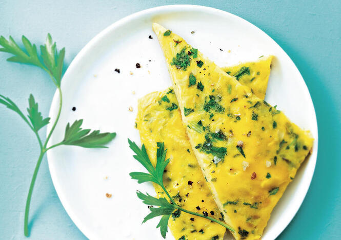 Tupperware Frittata alle erbe e cipolle di primavera 