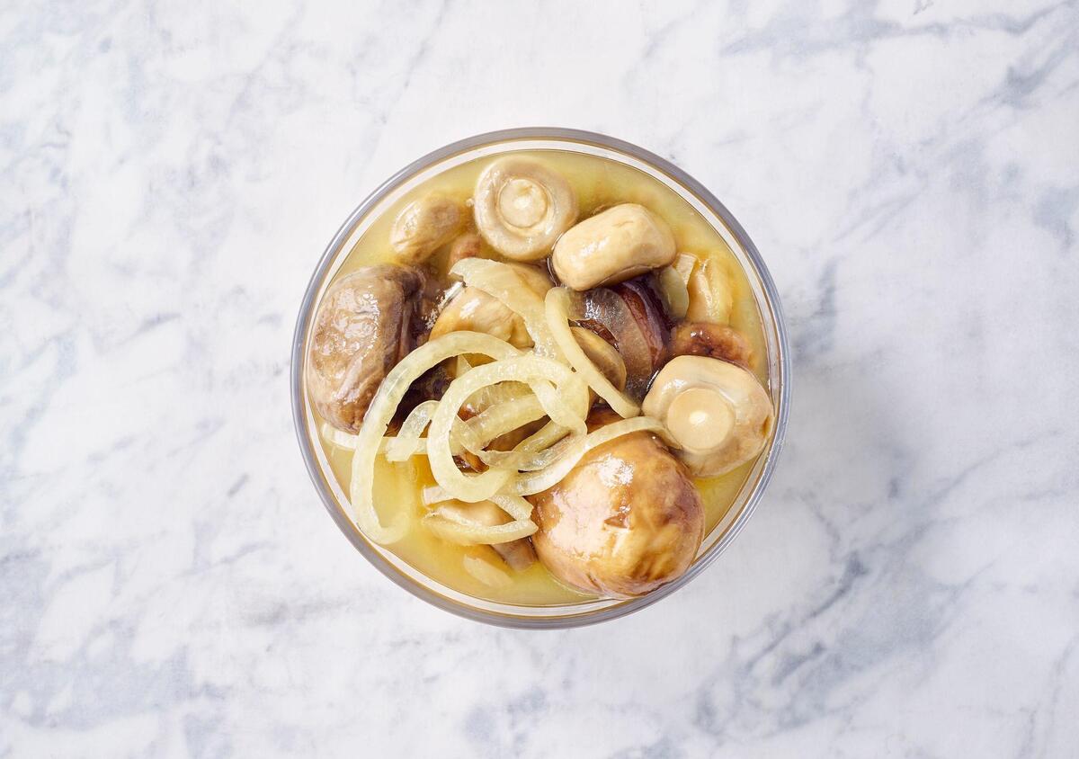 Tupperware -Eingelegte Champignons