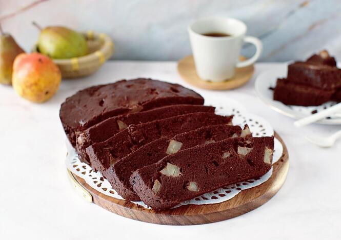 Tupperware Cake au chocolat et poire ultimate-mixing-bowl-chocolate-and-pear-cake-01.jpg