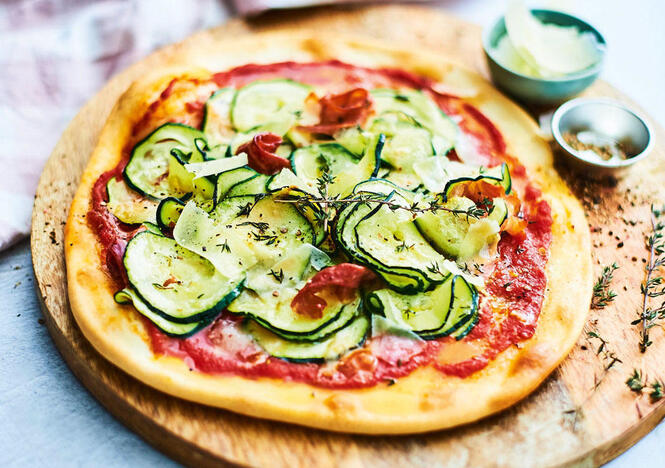 Tupperware Pizza de courgettes et jambon 