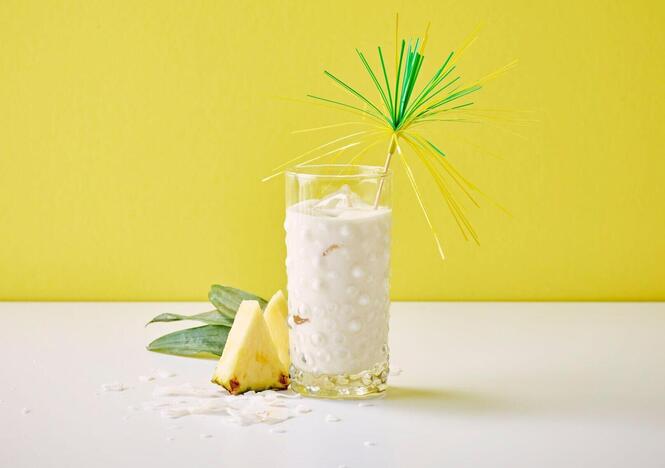 Tupperware Pina Colada 
