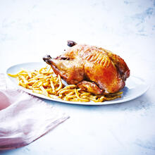 Poulet rôti avec bâtonnets de céleri